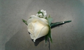 Simple Rose Buttonhole